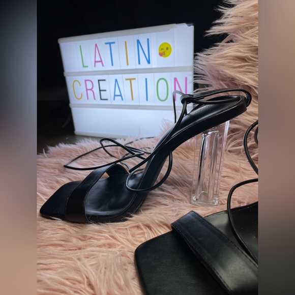 Pretty little thing black heels - Picture 2 of 4